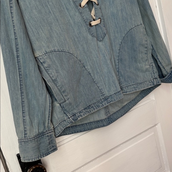 AMERICAN EAGLE LACE FRONT DENIM HOODED PULLOVER TOP - Picture 3 of 7